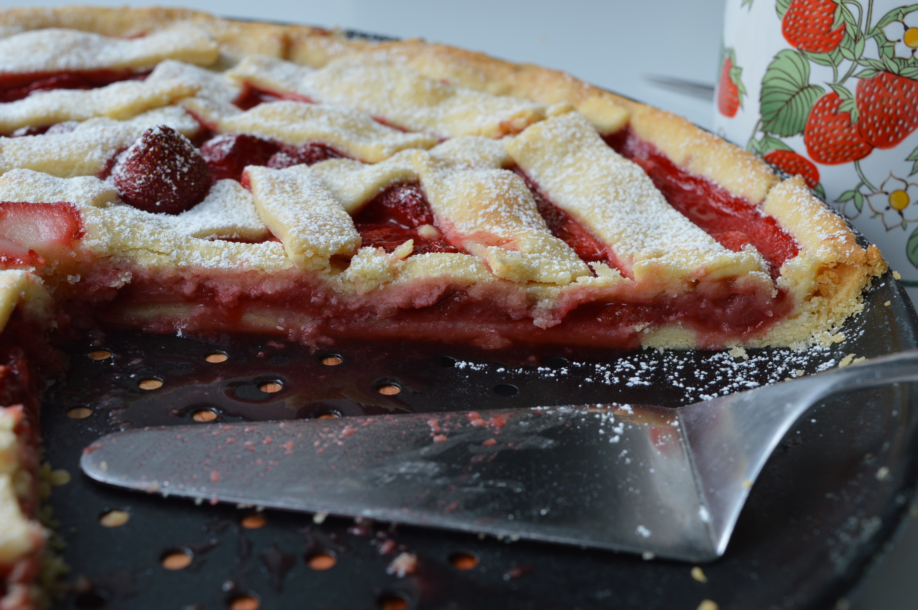 delicate strawberry pie