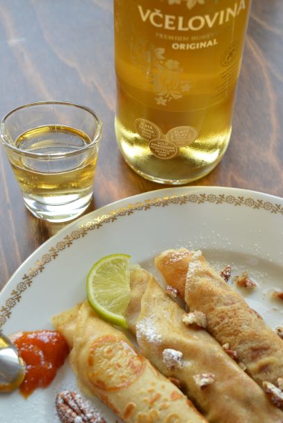 pancakes with vcelovina