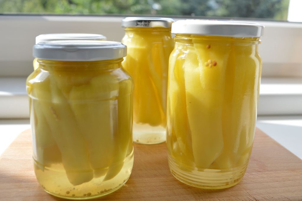 Pickled Green Peppers