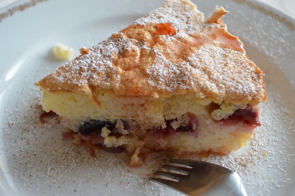 Rice Soufflé with Blue&nbsp;Plums
