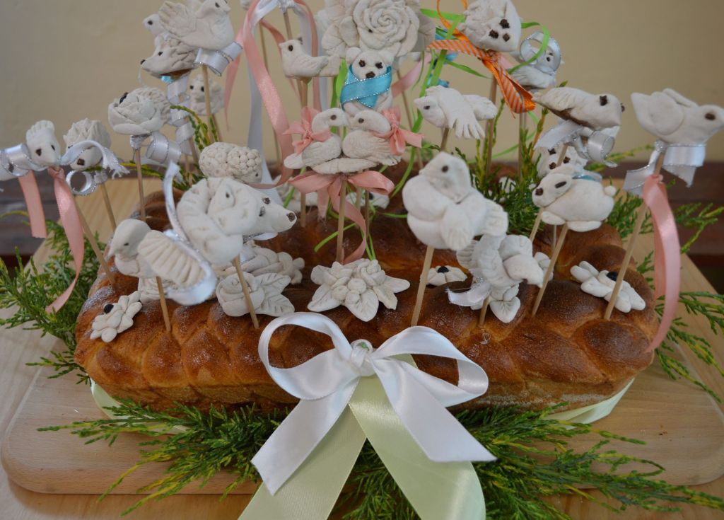 What it takes to make an old-style Slovak wedding&nbsp;cake